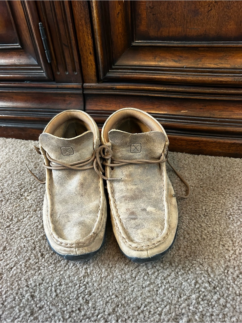 Twisted X Kids Moccasin Shoes in Light Brown Suede